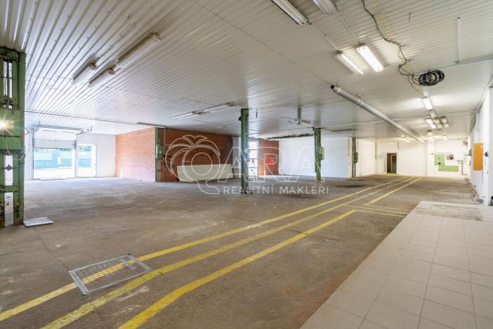 Pronájem výrobních prostor, Kralupy nad Vltavou, Lutovítova, 681 m2