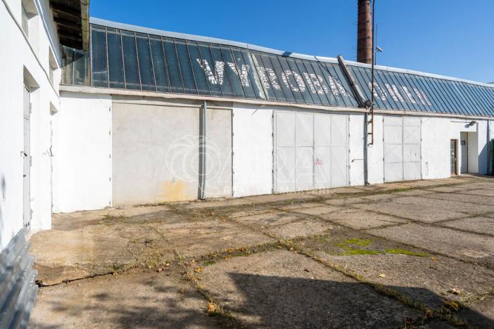 Pronájem výrobních prostor, Kralupy nad Vltavou, Lutovítova, 681 m2