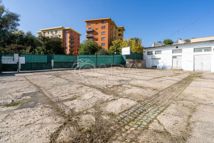 Pronájem výrobních prostor, Kralupy nad Vltavou, Lutovítova, 681 m2