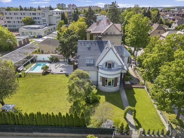 Prodej vily, Praha - Horní Počernice, Jívanská, 220 m2