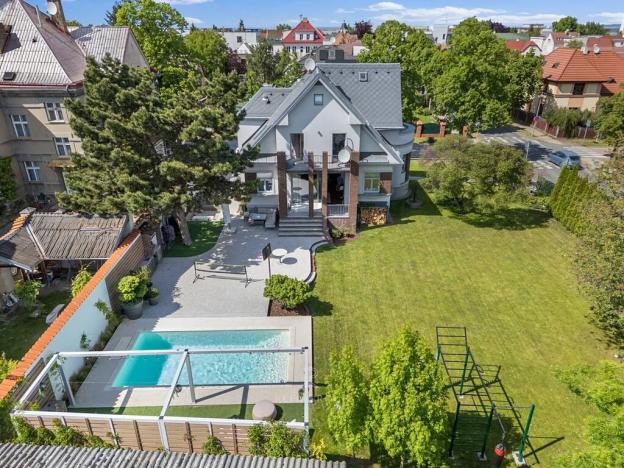 Prodej vily, Praha - Horní Počernice, Jívanská, 220 m2