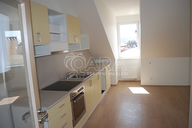 Pronájem bytu 2+kk, Praha - Zbraslav, Elišky Přemyslovny, 46 m2