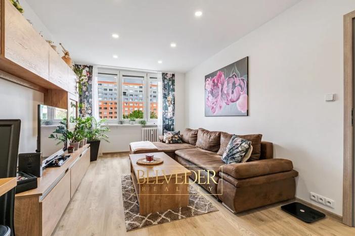 Prodej bytu 2+kk, Praha - Řepy, Zrzavého, 45 m2