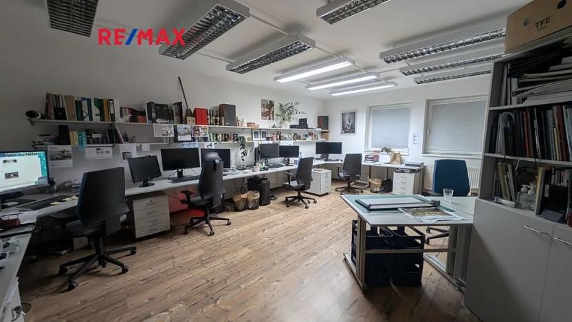Pronájem kanceláře, Praha - Strašnice, Světická, 185 m2
