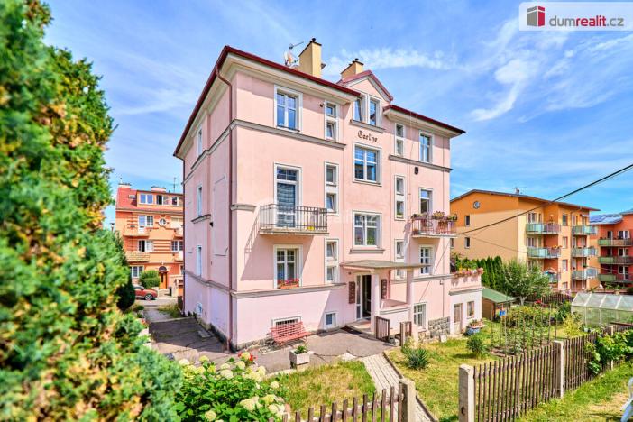 Prodej bytu 4+1, Karlovy Vary - Drahovice, Zbrojnická, 75 m2