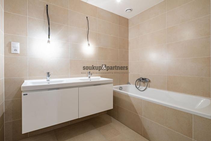 Prodej bytu 3+kk, Praha - Hloubětín, Poděbradská, 76 m2