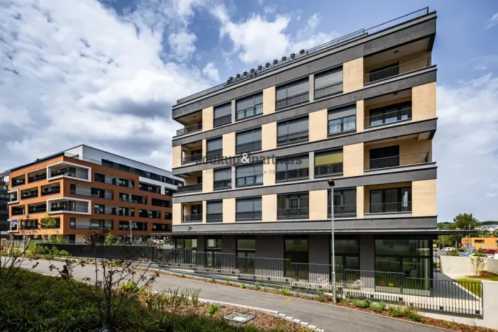 Prodej bytu 3+kk, Praha - Hloubětín, Poděbradská, 76 m2