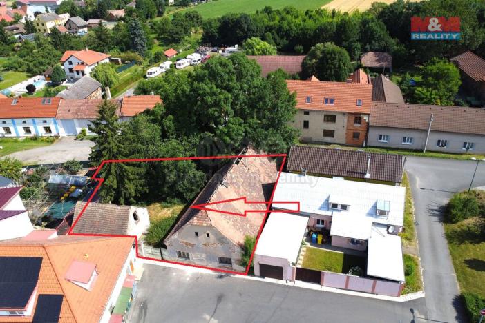 Prodej rodinného domu, Velim, náměstí Obránců míru, 132 m2