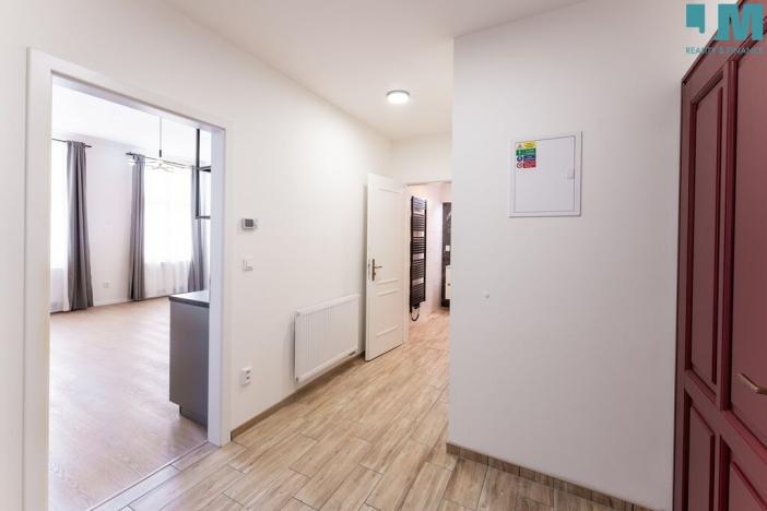 Pronájem bytu 2+kk, Třebíč, Karlovo nám., 58 m2