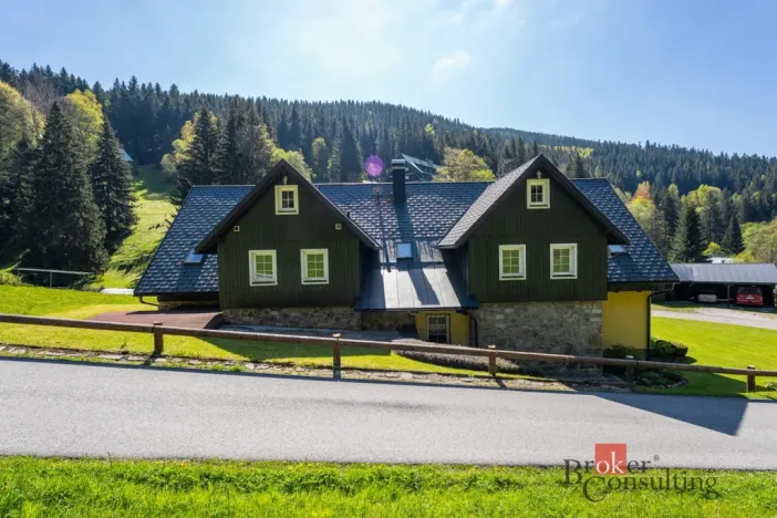 Prodej ubytování, Malá Úpa - Dolní Malá Úpa, 528 m2