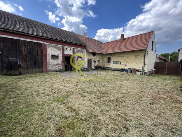 Pronájem skladu, Záryby, 16 m2