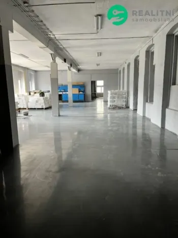 Pronájem skladu, Aš, Okružní, 2800 m2