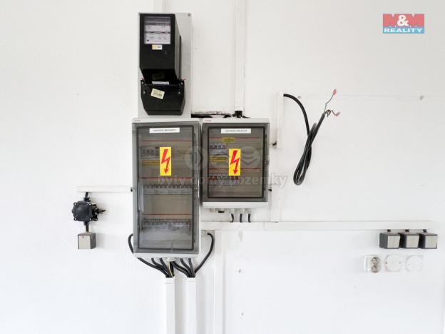 Prodej výrobních prostor, Velké Hydčice, 1100 m2