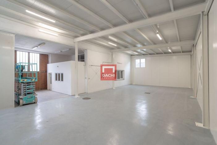 Pronájem skladu, Prostějov, Floriánské nám., 390 m2