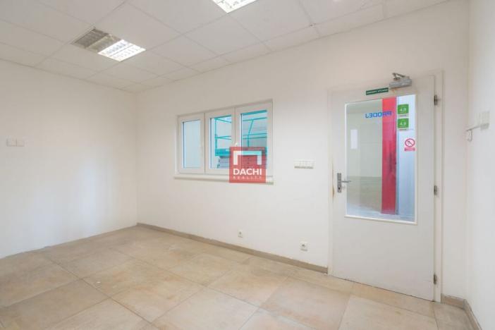 Pronájem skladu, Prostějov, Floriánské nám., 390 m2