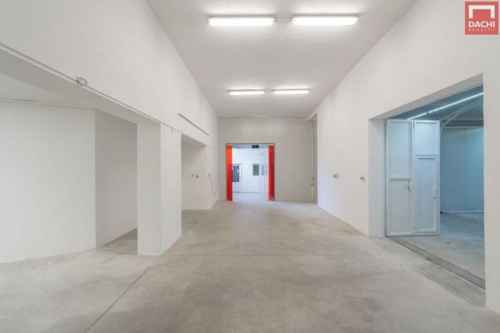Pronájem skladu, Prostějov, Floriánské nám., 390 m2