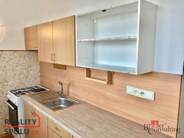 Pronájem bytu 1+1, Brno - Lesná, Brožíkova, 33 m2