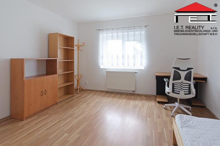 Pronájem bytu 2+1, Praha - Kbely, Svijanská, 54 m2