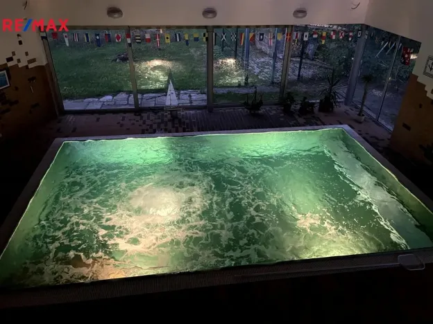 Prodej kanceláře, Zlín - Štípa, Dolečky I, 700 m2