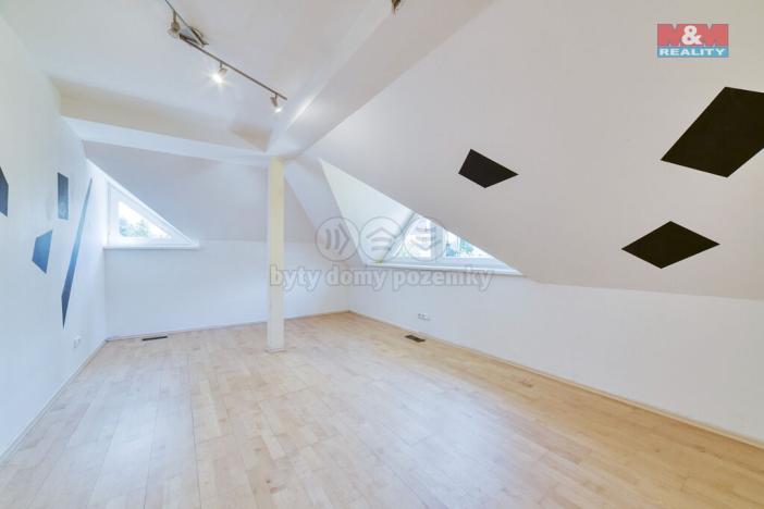 Prodej rodinného domu, Mariánské Lázně - Úšovice, U Zastávky, 232 m2