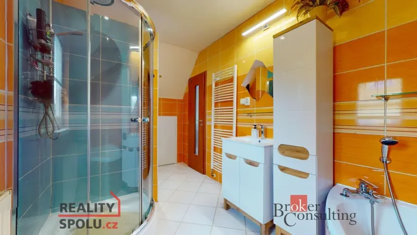 Prodej rodinného domu, Chomutov, 240 m2