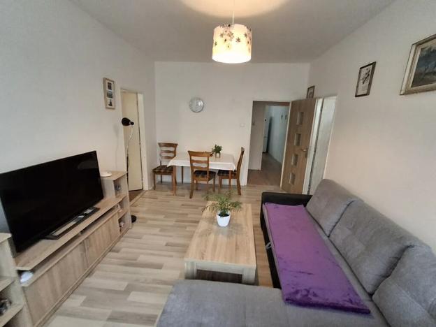 Prodej bytu 4+1, Aš, Hlavní, 71 m2