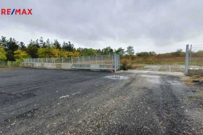 Pronájem pozemku, Praha, 2719 m2