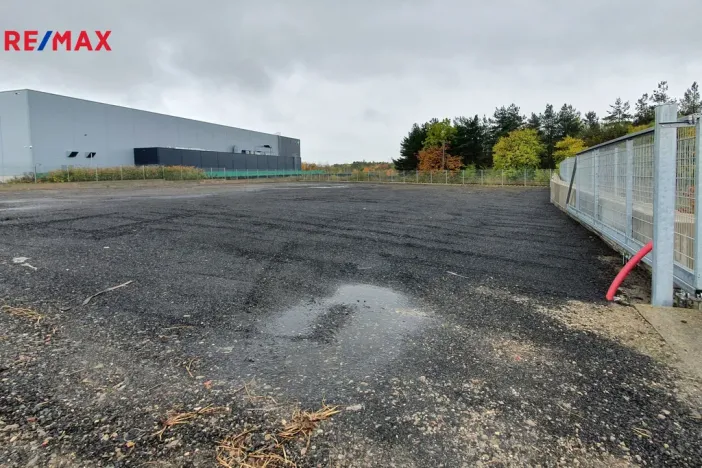 Pronájem pozemku, Praha, 2719 m2