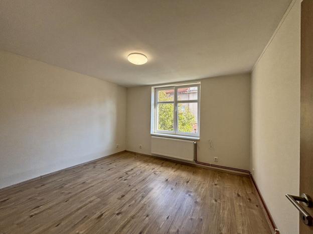 Pronájem bytu 2+kk, Nýřany, Benešova třída, 51 m2