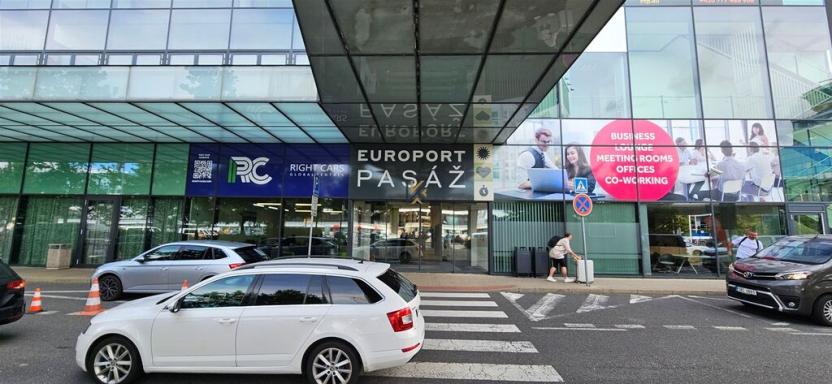 Pronájem obchodního prostoru, Praha - Ruzyně, Aviatická, 619 m2