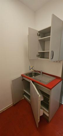 Pronájem obchodního prostoru, Praha - Ruzyně, Aviatická, 619 m2