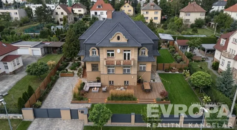 Prodej vily, Plzeň, Karoliny Světlé, 450 m2