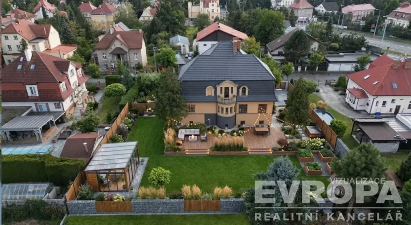 Prodej vily, Plzeň, Karoliny Světlé, 450 m2