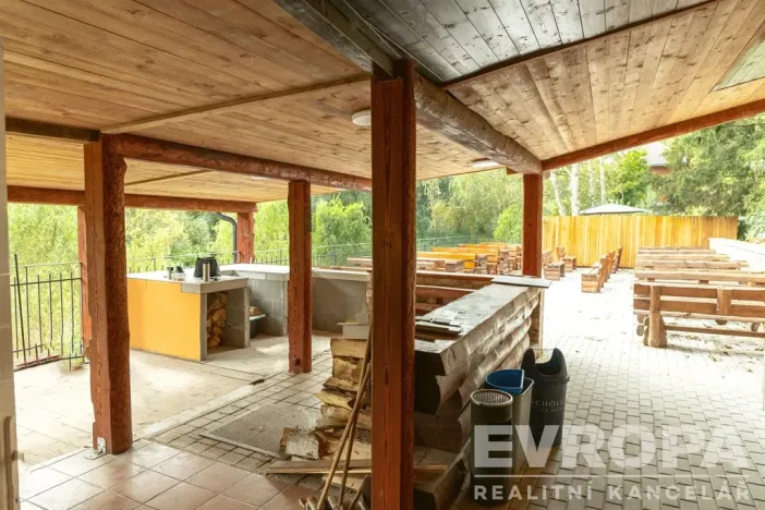 Prodej restaurace, Lety, Na skalkách, 270 m2