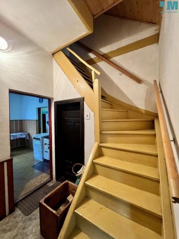 Prodej podílu 1/2 chalupy, Vápenná, 150 m2