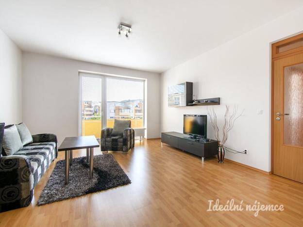 Pronájem bytu 2+kk, Praha - Kyje, Federova, 55 m2