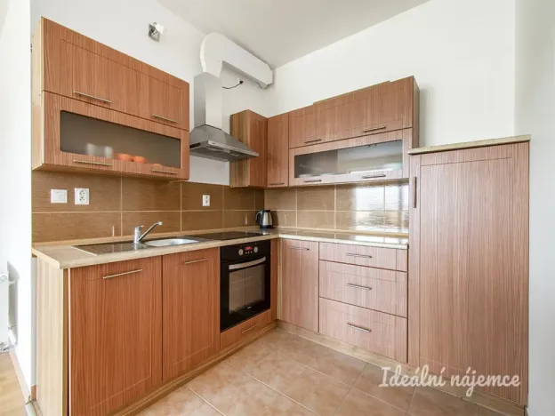 Pronájem bytu 2+kk, Praha - Kyje, Federova, 55 m2
