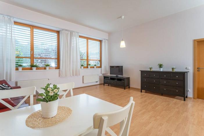 Pronájem bytu 2+kk, Odolena Voda, K Cukrovaru, 77 m2
