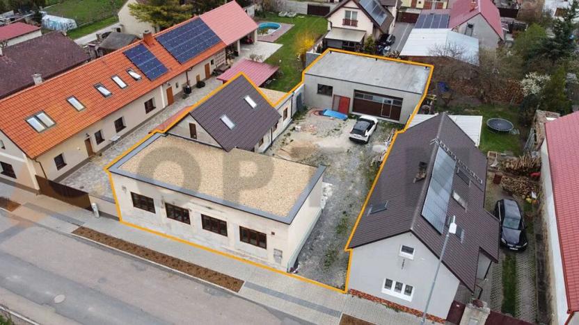 Prodej obchodního prostoru, Bříství, 240 m2
