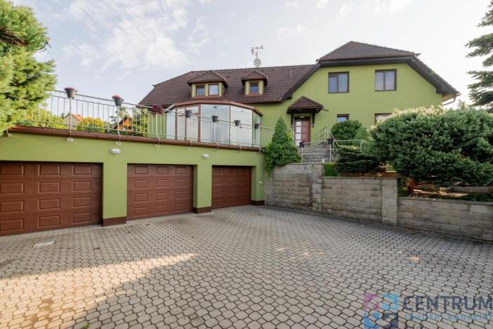 Prodej rodinného domu, Stráž nad Nisou, Růžová, 530 m2