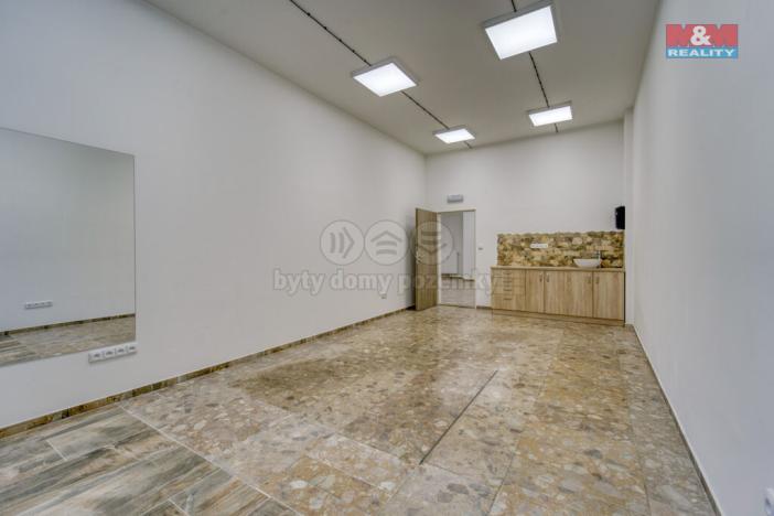 Pronájem obchodního prostoru, Plzeň - Bolevec, Sokolovská, 310 m2