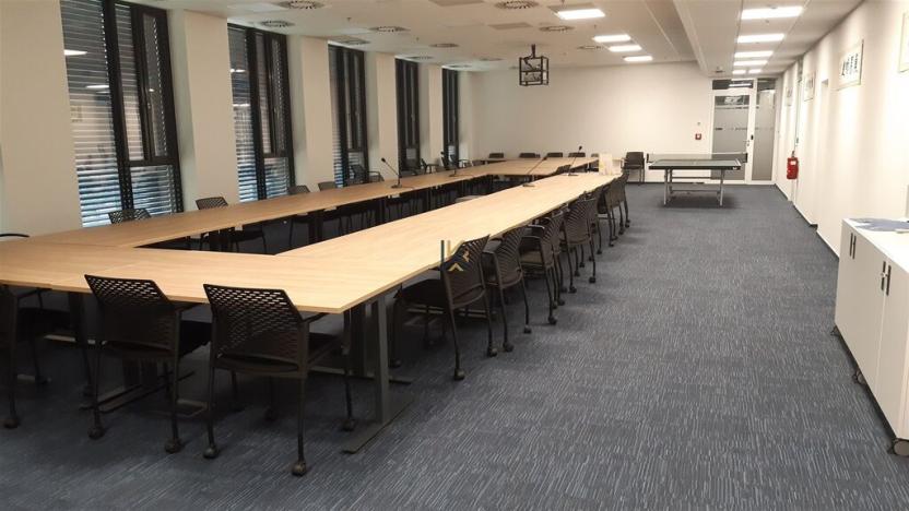 Pronájem kanceláře, Praha - Karlín, Sokolovská, 230 m2