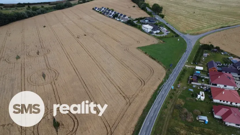 Prodej komerčního pozemku, Milovice, 4340 m2