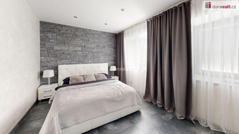 Prodej rodinného domu, Vítkov, Hřbitovní, 237 m2