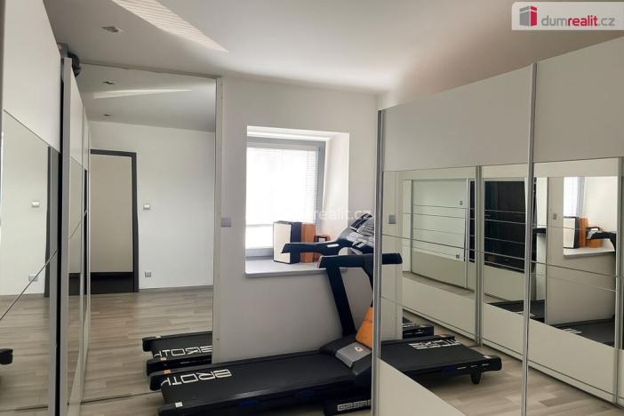 Prodej rodinného domu, Vítkov, Hřbitovní, 237 m2