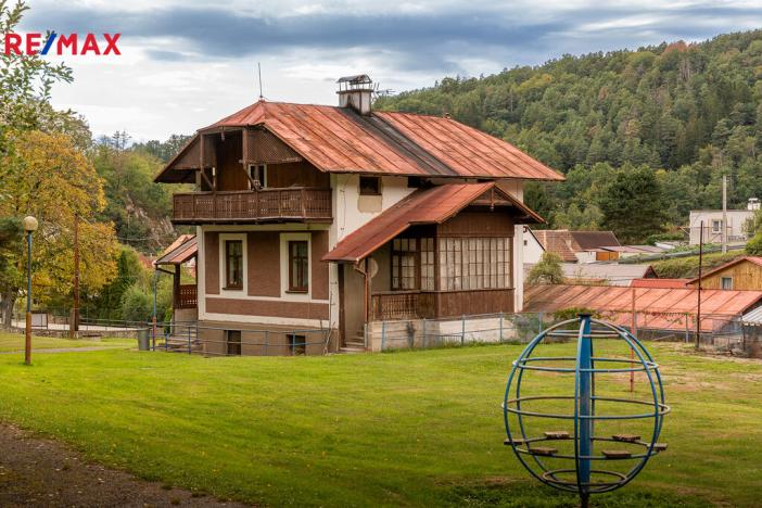 Prodej komerčního pozemku, Podhradí nad Dyjí, 7022 m2