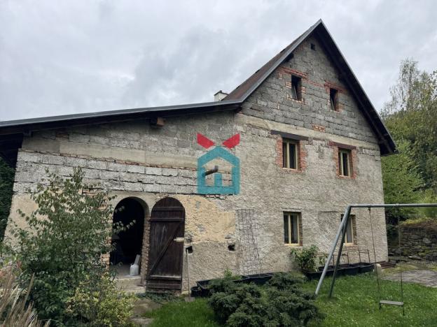 Prodej rodinného domu, Malečov - Horní Zálezly, 280 m2