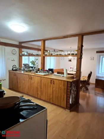 Prodej rodinného domu, Malečov - Horní Zálezly, 280 m2