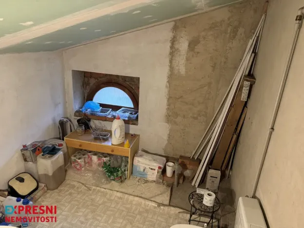 Prodej rodinného domu, Malečov - Horní Zálezly, 280 m2