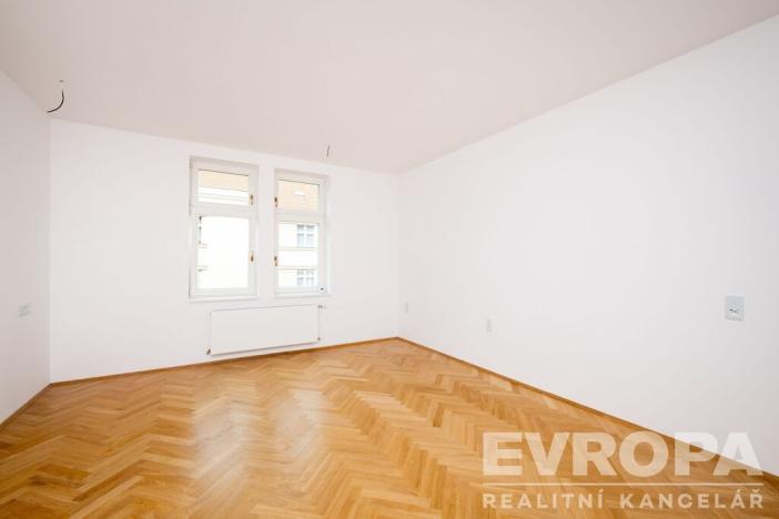 Pronájem bytu 2+1, Praha - Žižkov, Čajkovského, 57 m2